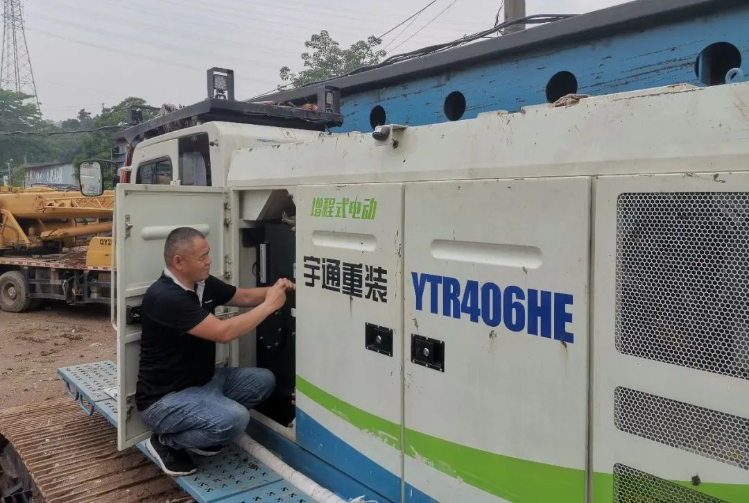 “五一他們依然在崗，服務(wù)很周到，我們很安心?！? title=